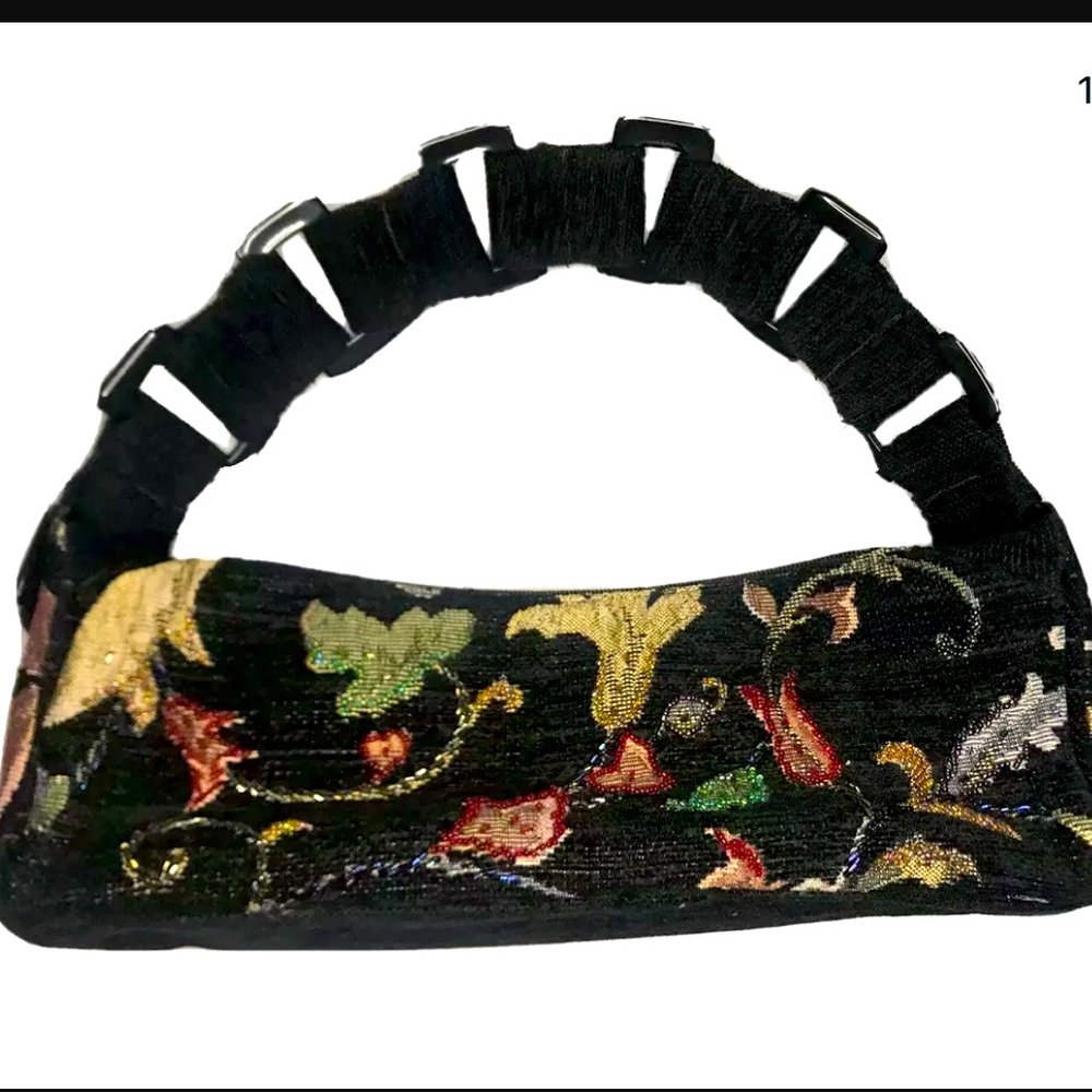 VINTAGE BLACK VELVET BEADED EVENING PURSE